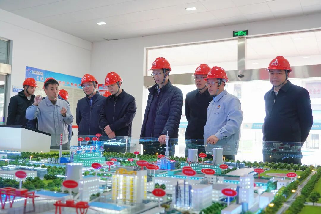 公司黨委書(shū)記、董事長(zhǎng)姜自成帶隊(duì)赴同行企業(yè)交流調(diào)研